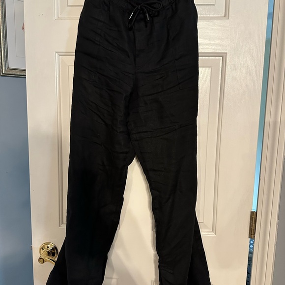 $79 Athleta Black Retreat Linen Mid Rise Wide
Leg Pant Large - Picture 5 of 5
